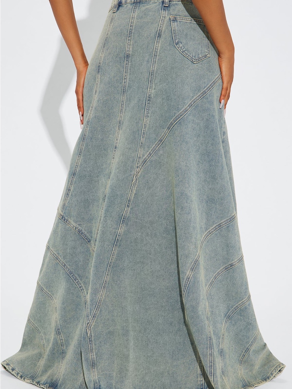 Fashion nova High-Slit Washed Denim Maxi Skirt - - Picture 3 of 5